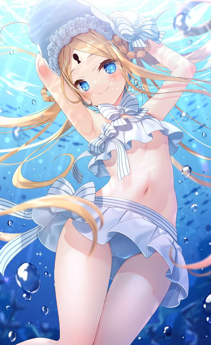 1girl, abigail_williams_(fate), abigail_williams_(swimsuit), abigail_williams_(swimsuit_foreigner)_(fate), abigail_williams_(swimsuit_foreigner)_(third_ascension)_(fate), bare_shoulders, bikini, blonde_hair