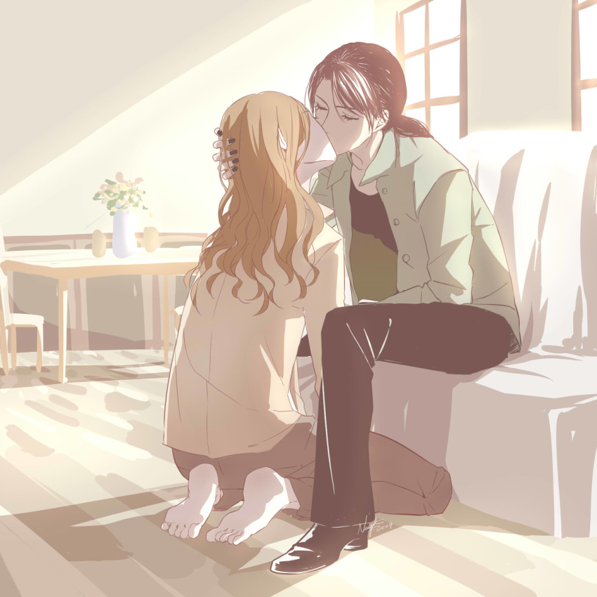 2girls, barefoot, highres, kiss, kneeling, multiple_girls, neiigal, yuri