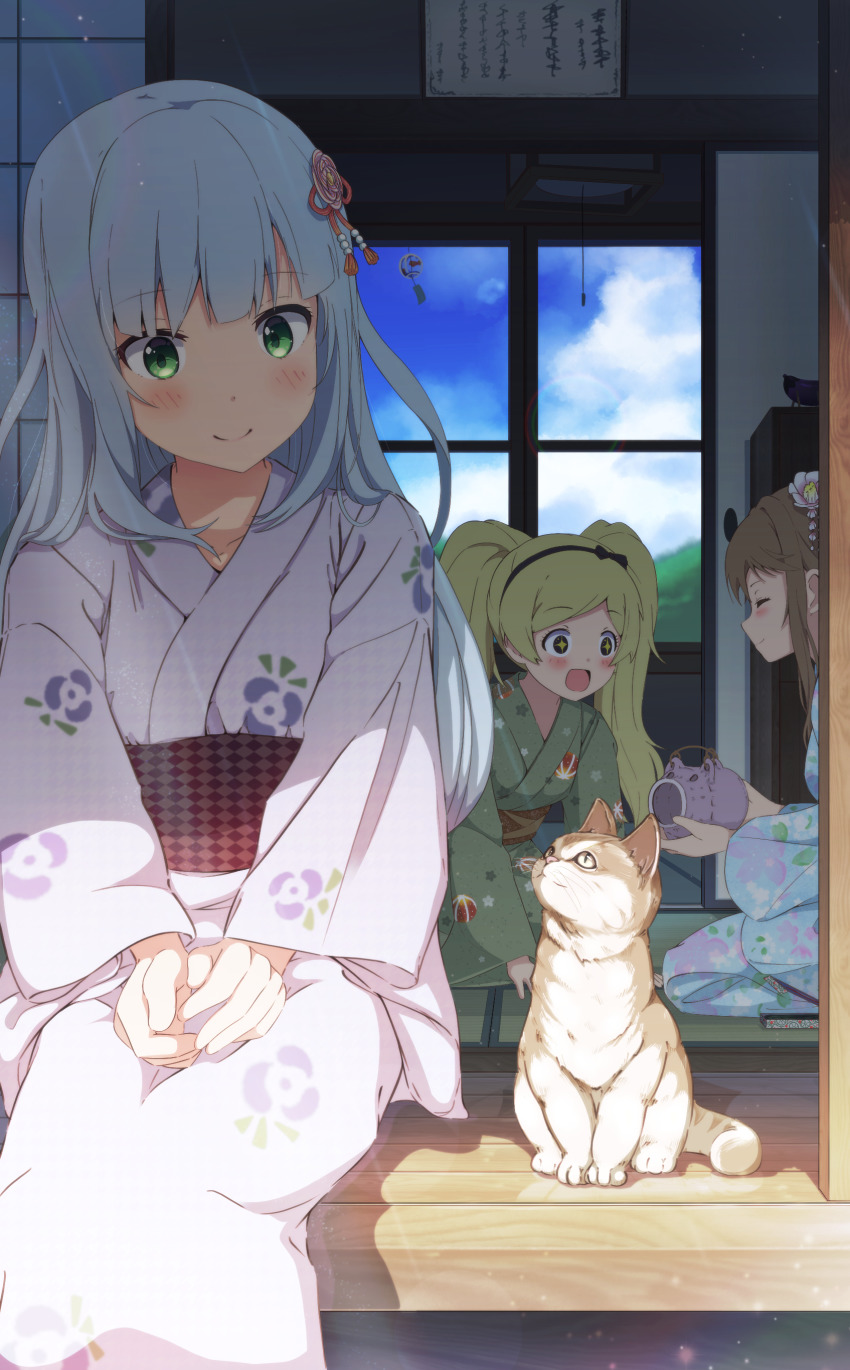 3girls, absurdres, blonde_hair, blue_hair, brown_hair, cat, closed_eyes, emily_stewart, green_eyes, gyorui_(katsuwo_drawing), hanasakuya_(idolmaster), highres, idolmaster, idolmaster_million_live!, idolmaster_million_live!_theater_days, indoors, japanese_clothes, kimono, looking_at_another, multiple_girls, seiza, shiraishi_tsumugi, shouji, sitting, sliding_doors, sparkling_eyes, tenkuubashi_tomoka, yellow_eyes