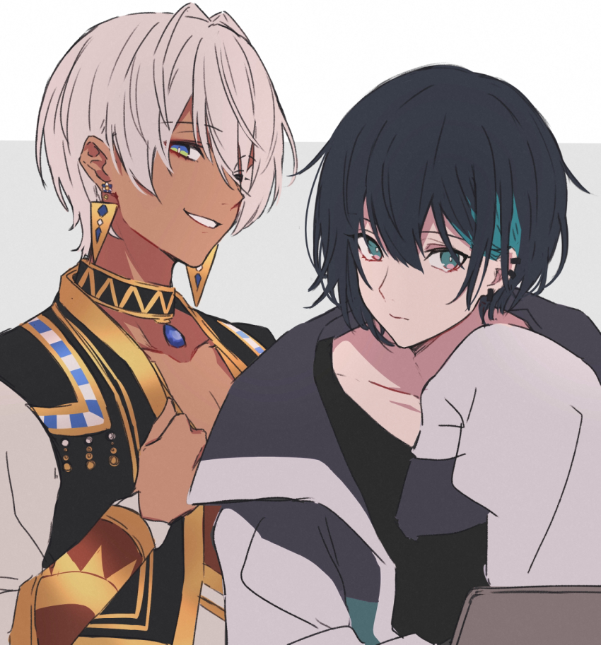 2boys, aqua_hair, black_hair, black_shirt, closed_mouth, collarbone, dark-skinned_male, dark_skin, ear_piercing, earrings, green_eyes, grey_background, grey_hair, hair_between_eyes, hair_intakes, highres, ibrahim_(1st_costume)_(nijisanji), ibrahim_(nijisanji), jacket, jewelry, long_sleeves, looking_at_viewer, male_focus, mayuzumi_kai, mayuzumi_kai_(1st_costume), multicolored_hair, multiple_boys, nijisanji, open_clothes, open_jacket, parted_lips, piercing, shirt, sleeves_past_fingers, sleeves_past_wrists, smile, streaked_hair, talunilu_uu3, two-tone_background, upper_body, virtual_youtuber, white_background, white_jacket