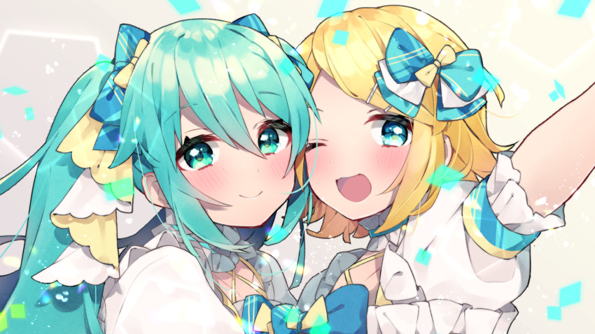 2girls, aqua_eyes, aqua_hair, arm_up, blonde_hair, blue_bow, blue_eyes, blush
