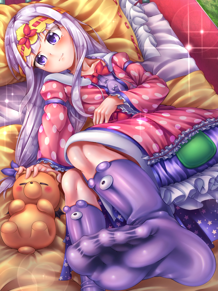 1girl, absurdres, aurora_sya_lis_kaymin, bed, feet, foot_focus, highres, long_hair