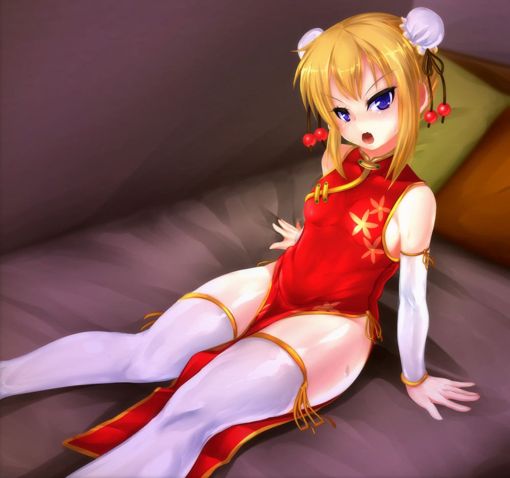1girl, blonde_hair, blue_eyes, china_dress, chinese_clothes, double_bun, dress, hair_bun