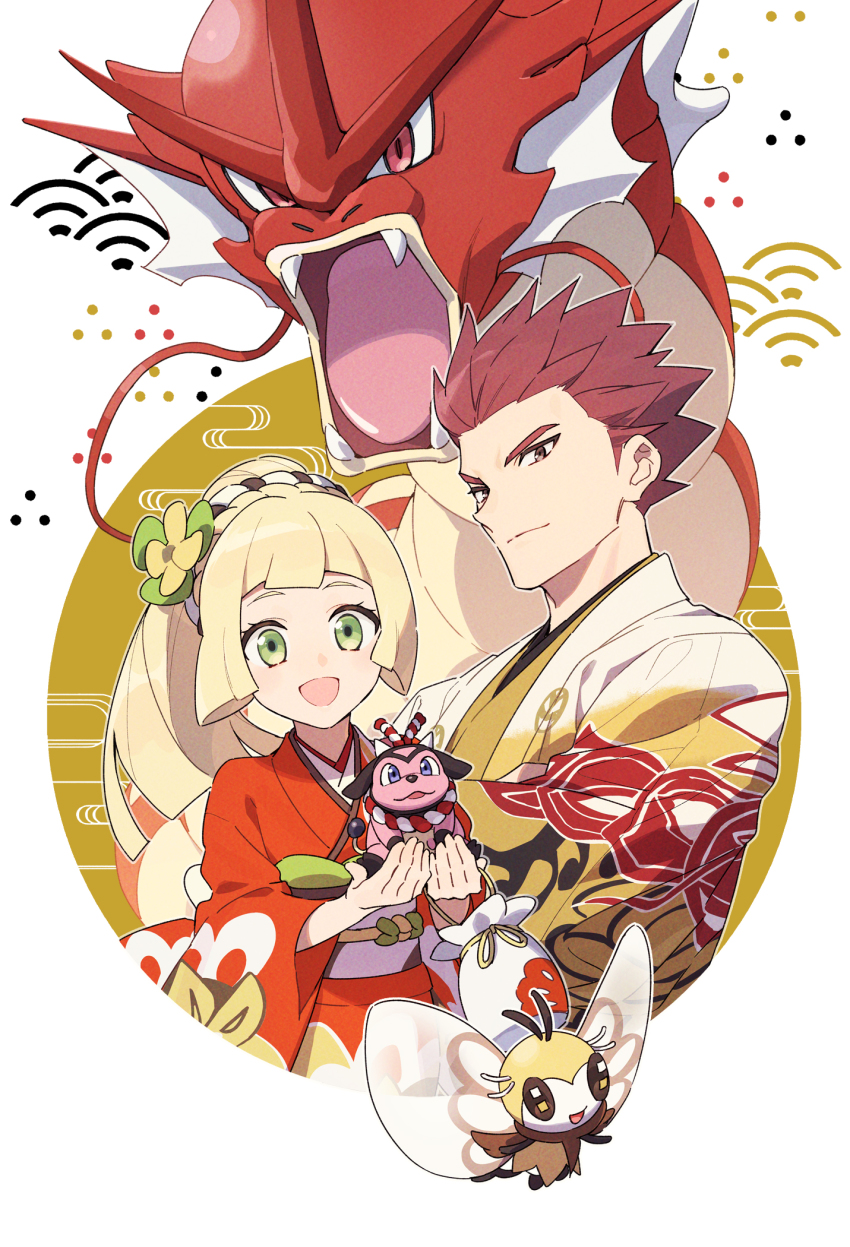 1boy, 1girl, :d, alternate_color, blonde_hair, closed_mouth, commentary_request, eyelashes, floral_print, floral_print_kimono, gen_1_pokemon, gen_2_pokemon, gen_7_pokemon, green_eyes, gyarados, hair_ornament, highres, holding, japanese_clothes, kimono, lance_(new_year's_2021)_(pokemon), lance_(pokemon), lillie_(new_year's_2021)_(pokemon), lillie_(pokemon), looking_at_viewer, miltank, nintendo, official_alternate_costume, open_mouth, orange_kimono, pokemon, pokemon_(creature), pokemon_masters_ex, ponytail, pouch, print_kimono, red_hair, ribombee, sash, smile, spiked_hair, xia_(ryugo)