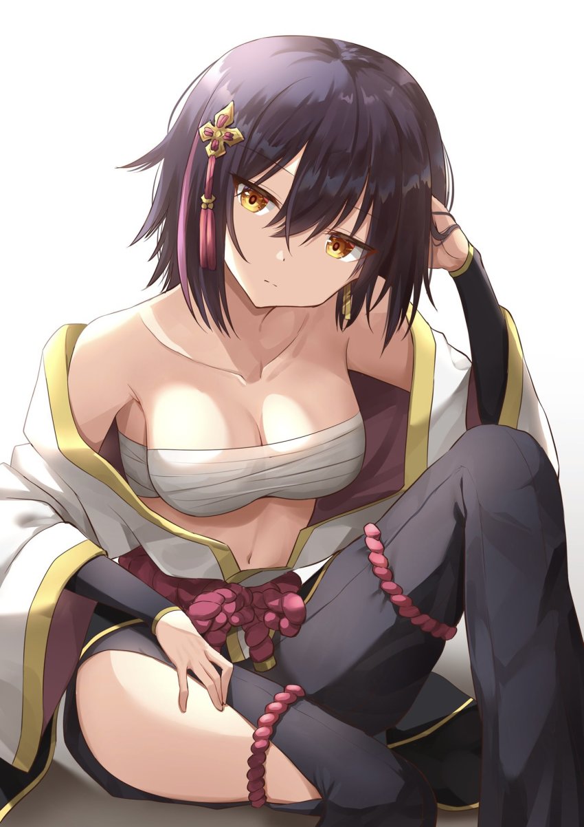 1girl, bad_id, bad_twitter_id, bandages, bare_shoulders, black_hair, breasts, cleavage, clothing_cutout, collarbone, hair_between_eyes, hair_ornament, highres, hip_vent, japanese_clothes, kanaria_hisagi, looking_at_viewer, multicolored_hair, navel, puzzle_&amp;_dragons, sarashi, seina_(p&amp;d), short_hair, simple_background, sitting, solo, streaked_hair, wide_sleeves, yellow_eyes