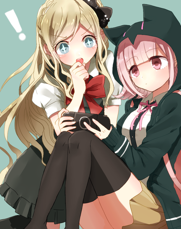 !, 2girls, black_dress, black_jacket, black_legwear, black_shirt, blonde_hair, blue_eyes