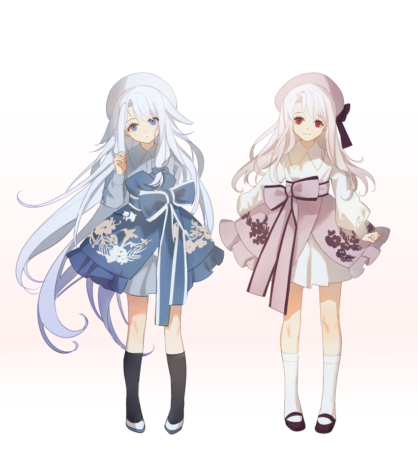 2girls, absurdres, black_bow, black_footwear, black_socks, blouse, blue_bow, blue_dress, blue_eyes, blue_shirt, blue_skirt, bow, closed_mouth, dot_mouth, dot_nose, dress, fate/grand_order, fate_(series), frilled_skirt, frills, full_body, gradient_background, hair_bow, hat, hat_bow, highres, illyasviel_von_einzbern, kneehighs, long_hair, marimo_(nogdujeon), multiple_girls, pigeon-toed, pink_background, pink_bow, pink_headwear, pink_skirt, red_eyes, shirt, shoes, simple_background, sitonai_(fate), sitonai_(third_ascension)_(fate), skirt, smile, socks, standing, symmetry, waist_bow, white_background, white_dress, white_footwear, white_hair, white_headwear, white_legwear, white_shirt