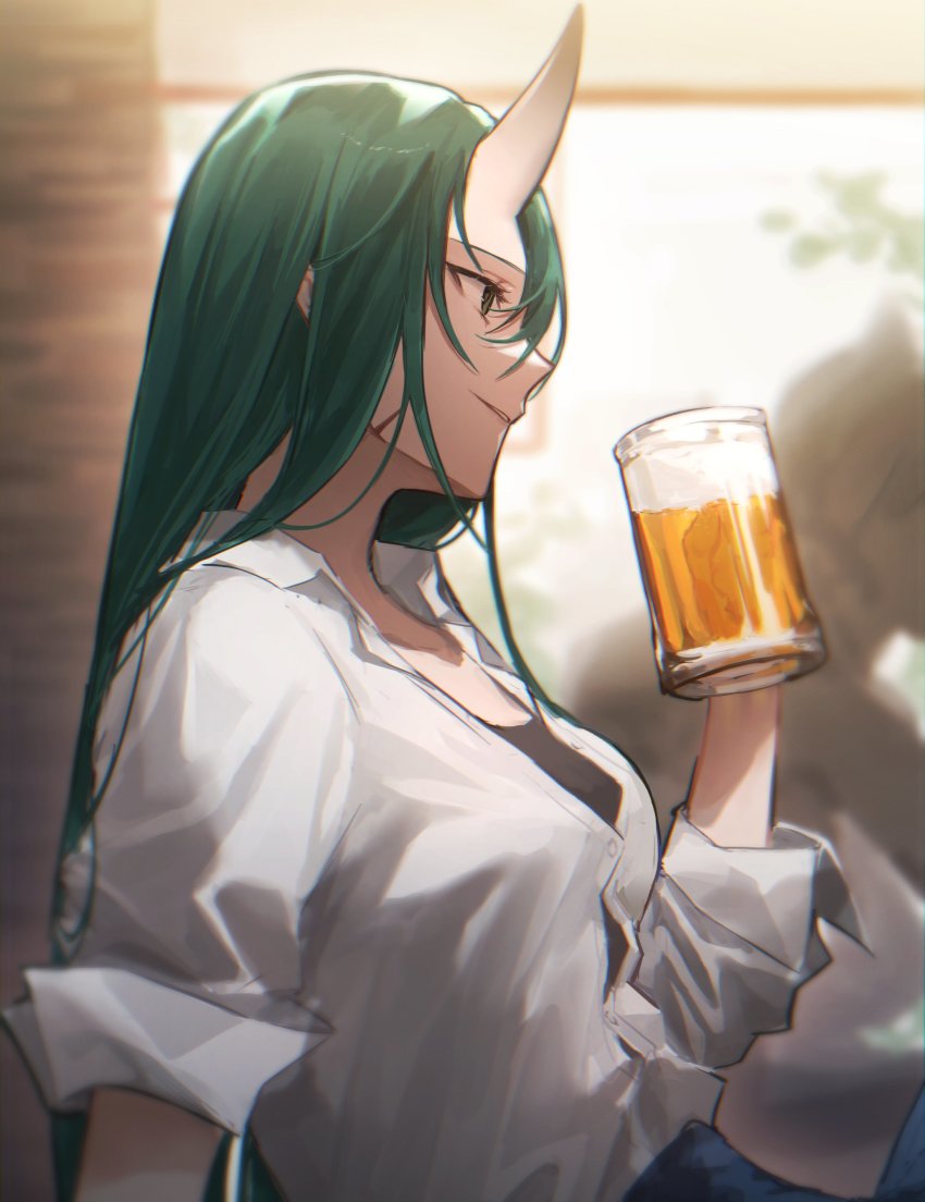 1girl, absurdres, alcohol, alternate_costume, arknights, beer, beer_mug, black_shirt, blurry, blurry_background, breasts, button_gap, casual, collared_shirt, commentary, cup, dress_shirt, eyelashes, facial_scar, from_side, green_eyes, green_hair, grin, hair_between_eyes, highres, holding, holding_cup, horns, hoshiguma_(arknights), long_hair, medium_breasts, mug, partially_unbuttoned, profile, ryat, scar, scar_on_cheek, scar_on_face, shirt, single_horn, skin-covered_horns, sleeves_rolled_up, smile, solo, straight_hair, untranslatable_commentary, undershirt, upper_body, white_shirt
