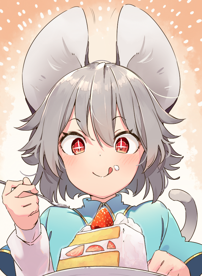 +_+, 1girl, :q, animal_ears, blush, cake, capelet, closed_mouth, commentary_request, cream, cream_on_face, eating, food, food_on_face, fruit, grey_hair, happy, holding, holding_spoon, icing, kibayashi_kimori, long_sleeves, looking_down, mouse_(animal), mouse_ears, mouse_girl, mouse_tail, nazrin, orange_background, plate, red_eyes, shirt, short_hair, solo, spoon, strawberry, symbol-shaped_pupils, tail, tongue, tongue_out, touhou, translation_request, upper_body, white_shirt