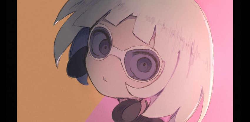 1girl, ememo, grey_eyes, head_tilt, kannsaete_kuyasiiwa_(zutomayo), looking_at_viewer, no_nose, parted_lips, portrait, short_hair, solo, sunglasses, white_hair, zutto_mayonaka_de_ii_no_ni