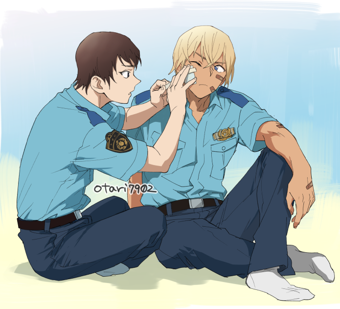2boys, amuro_tooru, applying_bandages, bandage_on_face, bandages, bandaid, bandaid_on_arm, bandaid_on_face