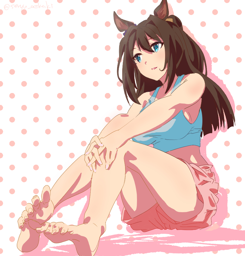 1girl, animal_ears, barefoot, blue_eyes, breasts, brown_hair, el_condor_pasa_(umamusume), horse_ears