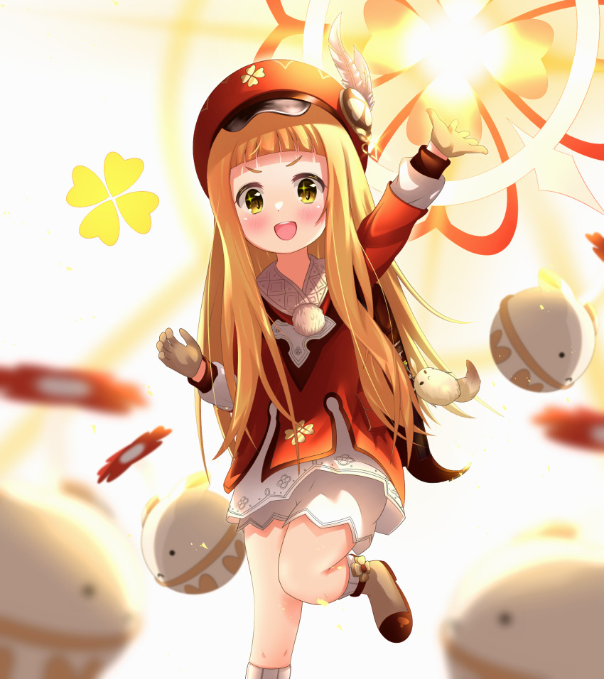 1girl, :d, alternate_costume, arm_up, backpack, bag, bag_charm, blonde_hair, bloomers, blunt_bangs, blurry, blush, boots, brown_boots, brown_gloves, brown_scarf, charm_(object), clover_print, coat, commentary_request, cosplay, depth_of_field, dodoco_(genshin_impact), genshin_impact, gloves, gradient_background, hat_feather, hat_ornament, highres, ichihara_nina, idolmaster, idolmaster_cinderella_girls, jumpy_dumpty, klee_(genshin_impact), klee_(genshin_impact)_(cosplay), knee_boots, kneehighs, kuno_misaki, kyuri_senbei, long_hair, long_sleeves, looking_at_viewer, open_mouth, pocket, randoseru, red_coat, red_headwear, scarf, sidelocks, simple_background, smile, socks, solo, standing, standing_on_one_leg, underwear, v-shaped_eyebrows, voice_actor_connection, yellow_eyes