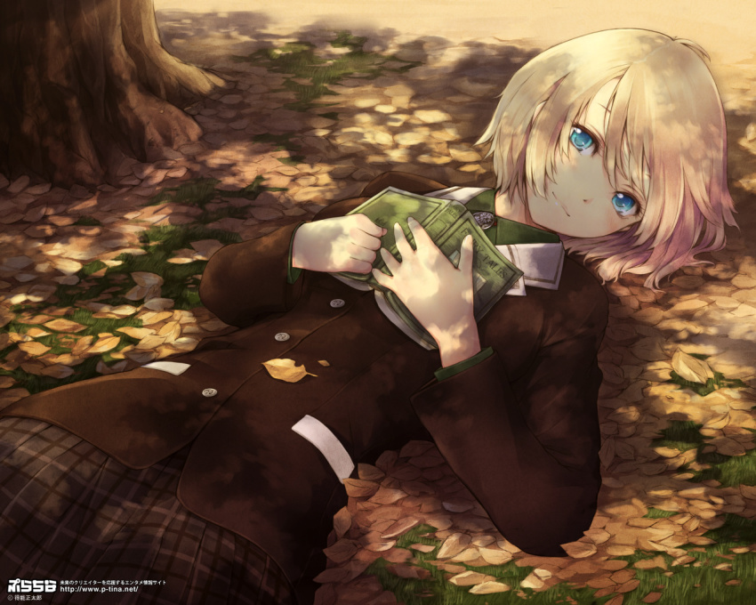 1girl, autumn, blonde_hair, blue_eyes, bob_cut, book, colette_ehl, eyelashes, female_focus, happy, komorebi_no_kuni, leaf, lips, looking_at_viewer, lying, nature, official_art, official_wallpaper, on_back, open_book, original, plaid_clothes, plaid_skirt, shade, short_hair, skirt, smile, solo, tokunou_shoutarou, tree