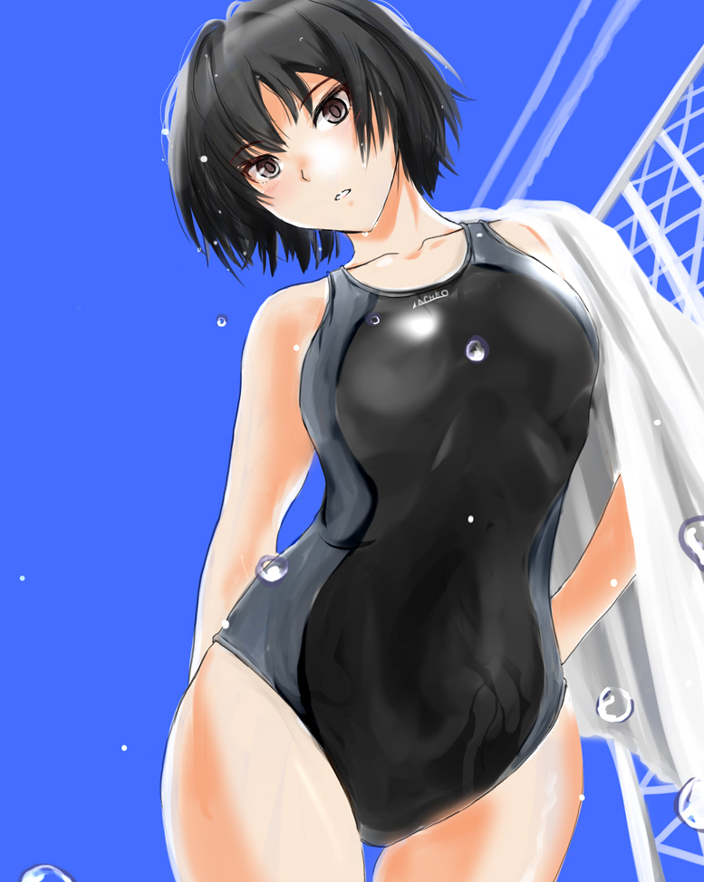 1girl, amagami, black_one-piece_swimsuit, blue_one-piece_swimsuit, blue_sky, bob_cut, brown_eyes, clear_sky, collarbone, commentary, competition_swimsuit, cowboy_shot, fence, from_below, looking_at_viewer, looking_down, murasaki_iro, nanasaki_ai, one-piece_swimsuit, parted_lips, short_hair, sky, solo, swimsuit, thigh_gap, tomboy, towel, towel_around_neck, two-tone_swimsuit, water_drop, wet, yukana