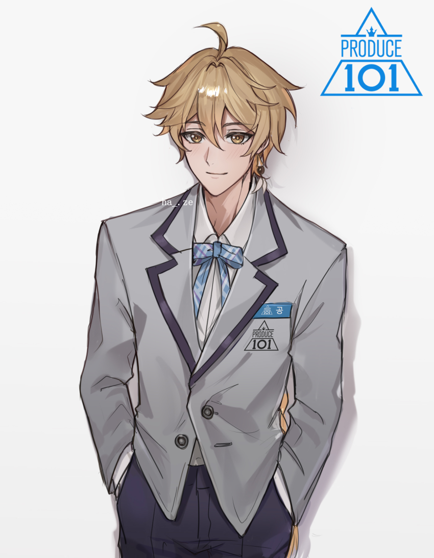 1boy, aether_(genshin_impact), ahoge, alternate_costume, artist_name, black_pants, blonde_hair, blue_neckwear, braid, earrings, genshin_impact, grey_background, grey_jacket, hair_between_eyes, hands_in_pockets, haze_(ha_ze), highres, jacket, jewelry, logo, long_hair, long_sleeves, male_focus, pants, produce_101, simple_background, single_braid, single_earring, smile, solo, very_long_hair, yellow_eyes