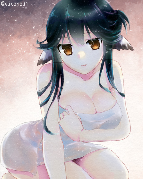 1girl, aged_up, animal_ears, aquaplus, aruruu, bare_arms, bare_legs, bare_shoulders, barefoot, black_hair, breasts, brown_eyes, cleavage, collarbone, feet, gradient_eyes, hair_between_eyes, hair_up, kneeling, kukonoji, large_breasts, leaning_forward, long_hair, looking_at_viewer, multicolored_eyes, parted_lips, sidelocks, signature, solo, thick_thighs, thighs, towel, towel_over_breasts, utawarerumono, utawarerumono:_itsuwari_no_kamen