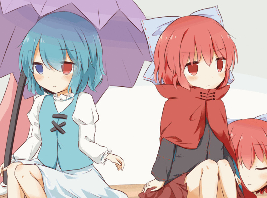 animated, animated_gif, blinking, blue_eyes, blue_hair, bow, collar, disembodied_head, embarrassed, hair_bow, holding_hands, puchimirin, red_eyes, red_hair, sekibanki, shy, skirt, tatara_kogasa, tongue, touhou, umbrella