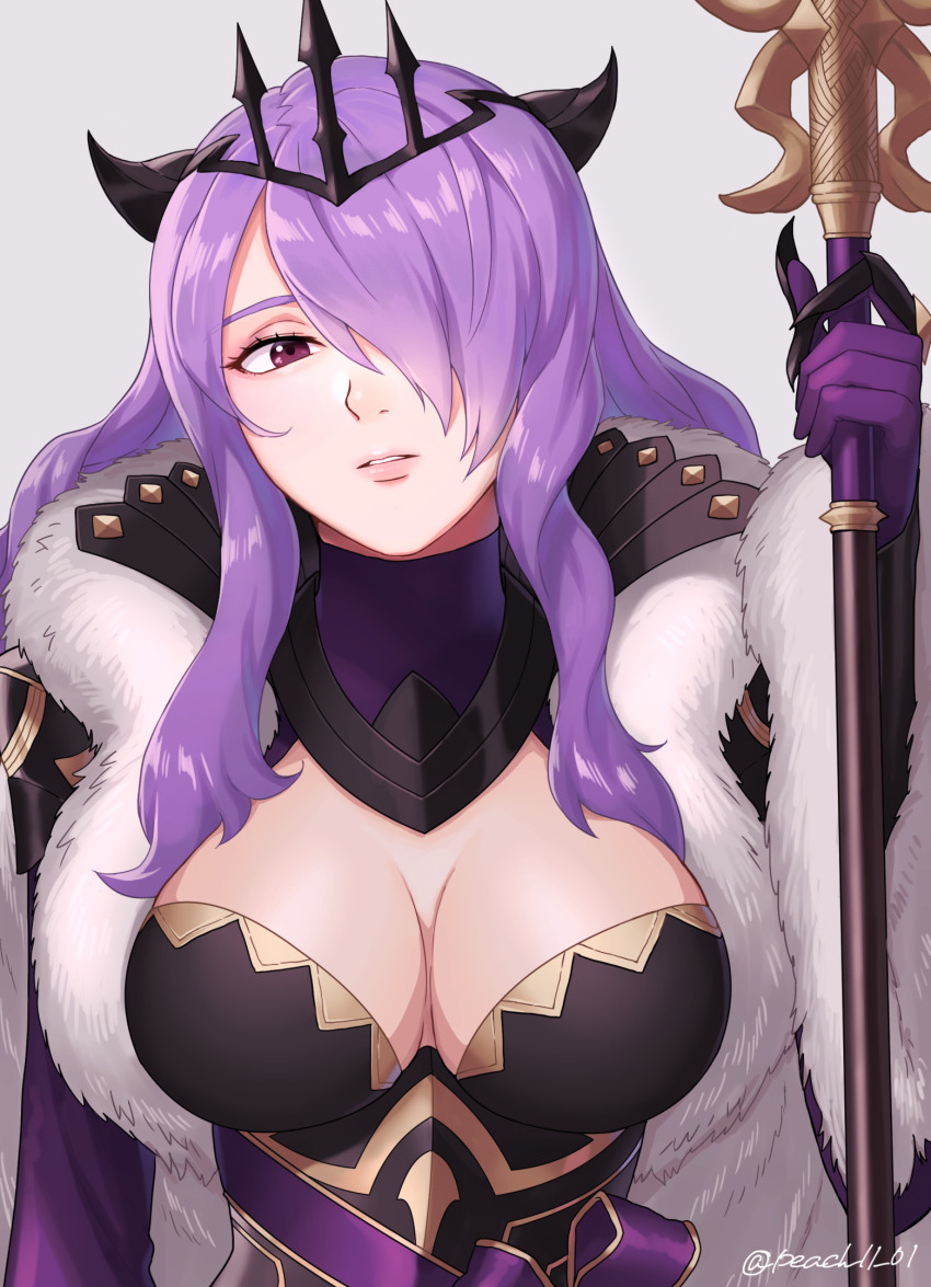 1girl, armor, black_armor, breasts, camilla_(fire_emblem), camilla_(light_of_nohr)_(fire_emblem), cleavage, fire_emblem, fire_emblem_fates, fire_emblem_heroes, grey_background, hair_over_one_eye, highres, holding, holding_staff, large_breasts, lips, long_hair, looking_at_viewer, nintendo, official_alternate_costume, purple_eyes, purple_hair, shamu_(peach11_01), solo, staff, very_long_hair, wavy_hair
