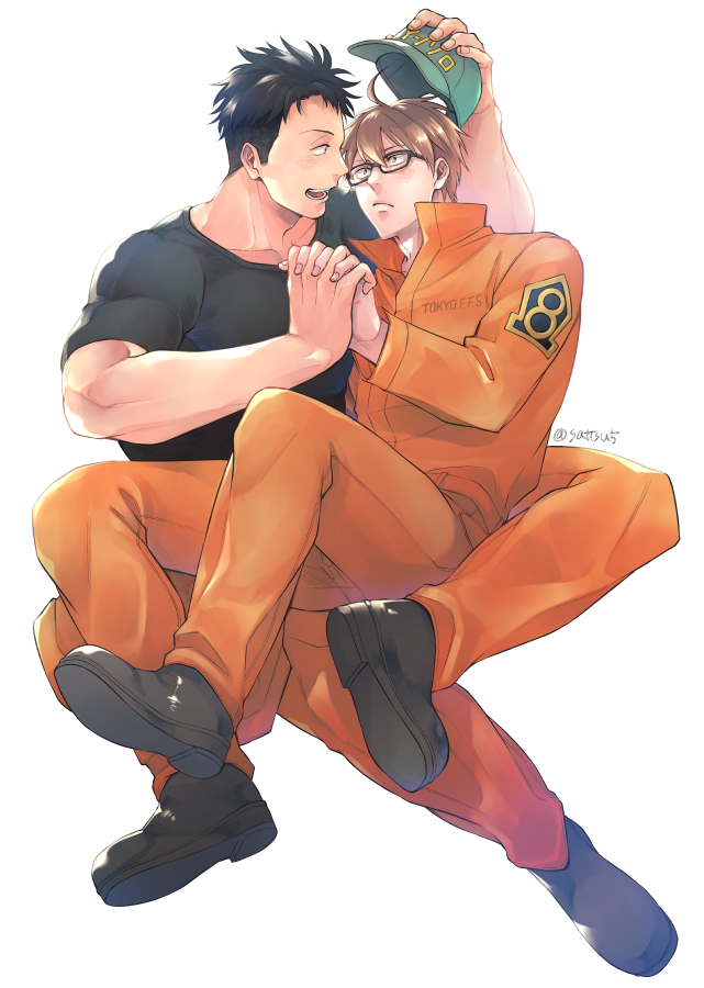 2boys, akitaru_oubi, bara, baseball_cap, black_hair, black_shirt, brown_hair, closed_mouth