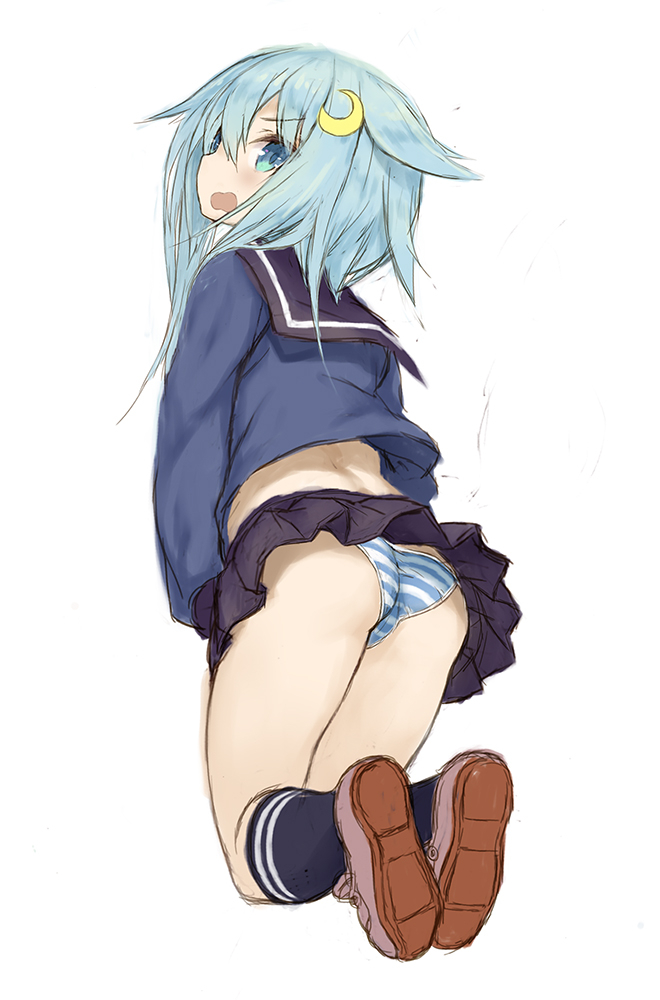 1girl, azur_lane, black_sailor_collar, black_skirt, black_socks, blue_eyes, blue_hair, blue_shirt