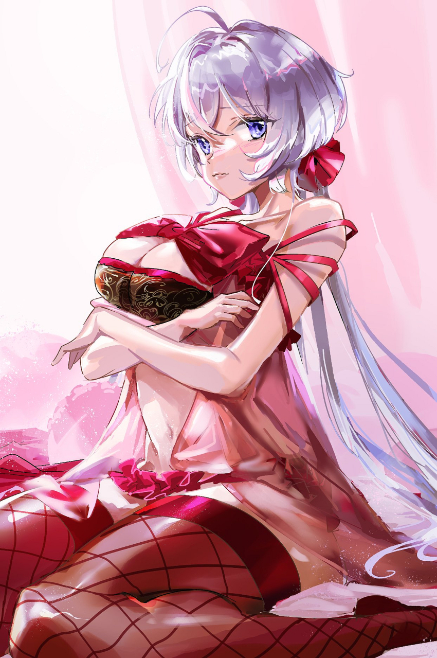 1girl, ahoge, arms_under_breasts, bow, breasts, cleavage, collarbone, crossed_arms