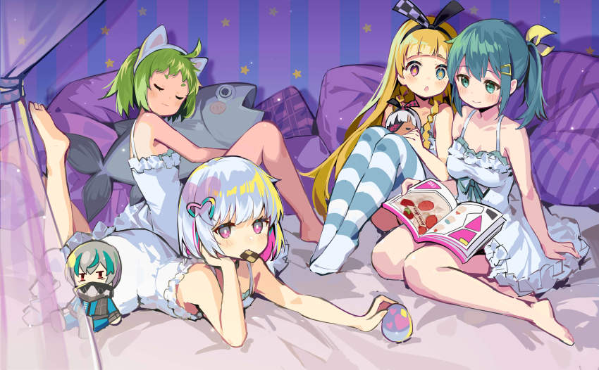 4girls, absurdres, ahoge, alyce_(dohna_dohna), animal_ears, antenna_(dohna_dohna), barefoot, bed, blonde_hair, blunt_bangs, bob_cut, braid, character_doll, chinese_commentary, dohna_dohna_issho_ni_warui_koto_o_shiyou, doll, dress, eating, fish, fish-shaped_pillow, food_in_mouth, green_eyes, green_hair, hair_ornament, hair_tie, hairband, hairclip, hand_on_own_cheek, hand_on_own_face, heart, heart_hair_ornament, heterochromia, highres, holding, holding_magazine, holding_stuffed_toy, kuma_(dohna_dohna), long_hair, looking_at_viewer, lying, magazine_(object), medico_(dohna_dohna), multiple_girls, nightgown, on_stomach, outstretched_arm, pajamas, pantyhose, pillow, ponytail, porno_(dohna_dohna), reading, short_hair, silver_hair, sitting, sleeveless, sleeveless_dress, striped_clothes, striped_legwear, striped_pantyhose, stuffed_toy, thighhighs, tiramisu_(6822816123), white_dress, yammy_(dohna_dohna), yokozuwari