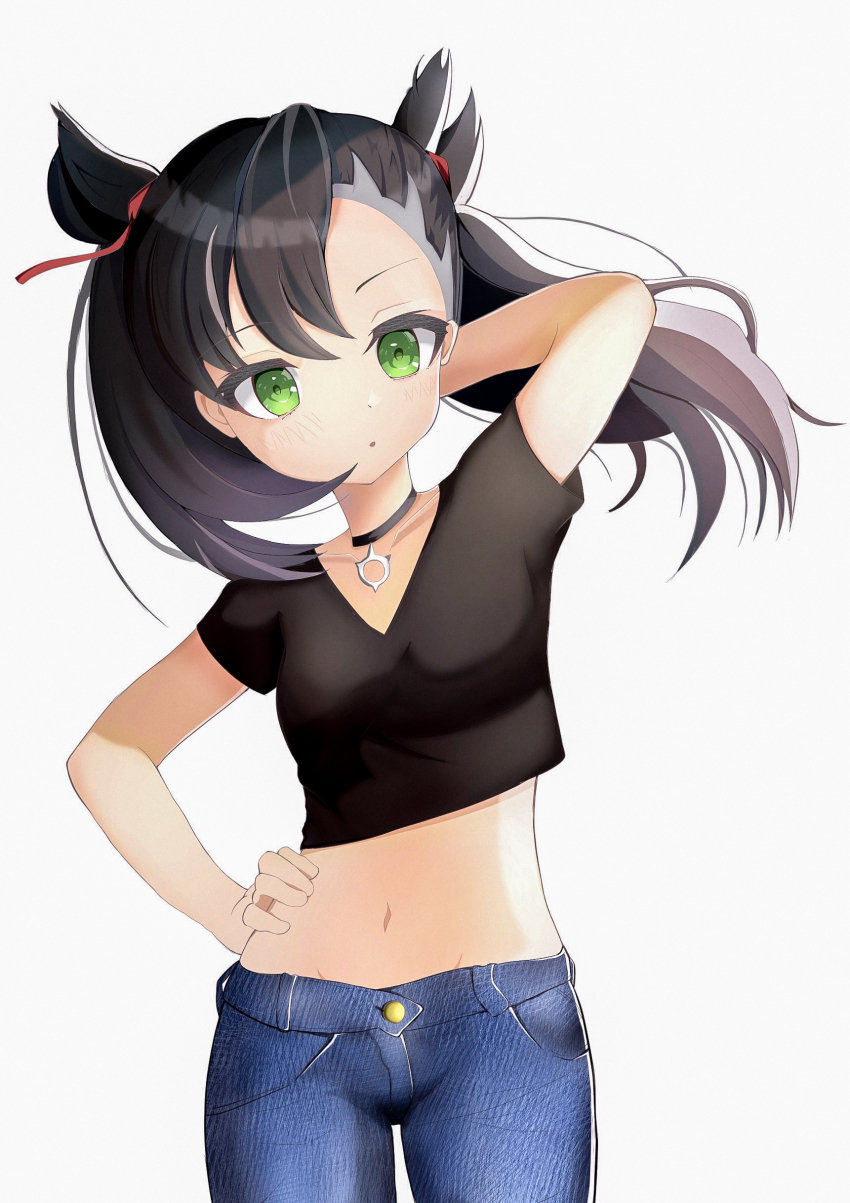 1girl, absurdres, alternate_costume, asymmetrical_bangs, black_choker, black_hair, black_shirt, blush, choker, collarbone, commentary_request, cowboy_shot, floating_hair, green_eyes, hair_ribbon, hand_on_own_hip, highres, marnie_(pokemon), midriff, navel, nintendo, pokemon, pokemon_sword_and_shield, red_ribbon, ribbon, shirt, short_sleeves, simple_background, solo, tsunamayo_(tsuna_art27), twintails, v-neck, white_background