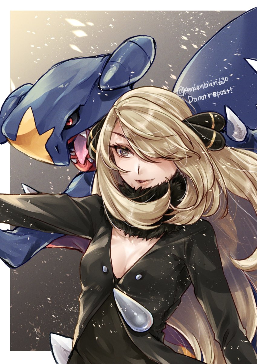 1girl, absurdres, black_collar, blonde_hair, border, breasts, cleavage, coat, collar, commentary, cynthia_(pokemon), eyelashes, fur_collar, garchomp, gen_4_pokemon, grey_eyes, hair_ornament, highres, kandenbiriri630, long_hair, nintendo, outside_border, outstretched_arm, pokemon, pokemon_(creature), pokemon_diamond/pearl/platinum, smile, twitter_username, upper_body, white_border