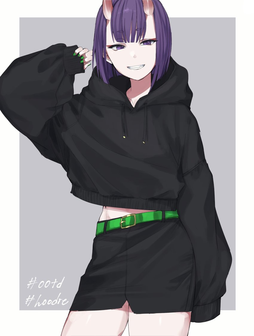 1girl, alternate_costume, belt, black_hoodie, blunt_bangs, cropped_hoodie, fate/grand_order, fate_(series)