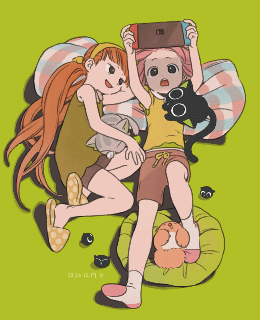 1boy, 2girls, arms_up, bidiu_(the_legend_of_luo_xiaohei), black_cat, black_eyes, brown_shorts, budodobu