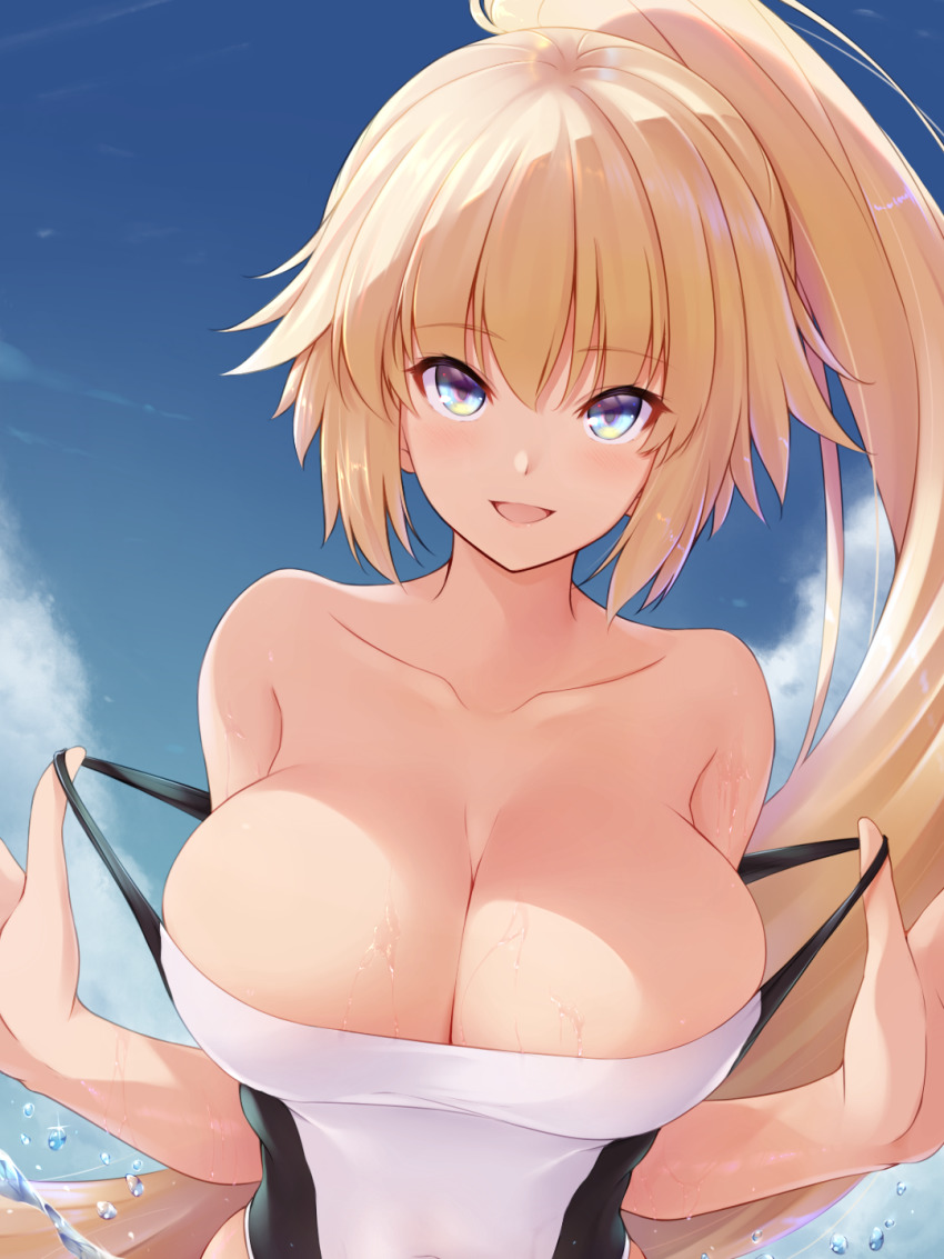 1girl, bare_shoulders, blonde_hair, blue_eyes, blue_sky, blush, breasts, cleavage, collarbone, competition_swimsuit, fate/grand_order, fate_(series), high_ponytail, highres, jeanne_d'arc_(fate), jeanne_d'arc_(swimsuit_archer)_(second_ascension)_(fate), large_breasts, long_hair, looking_at_viewer, one-piece_swimsuit, open_mouth, ponytail, sky, smile, solo, swimsuit, tohoho_(hoshinoyami), very_long_hair, water, wet