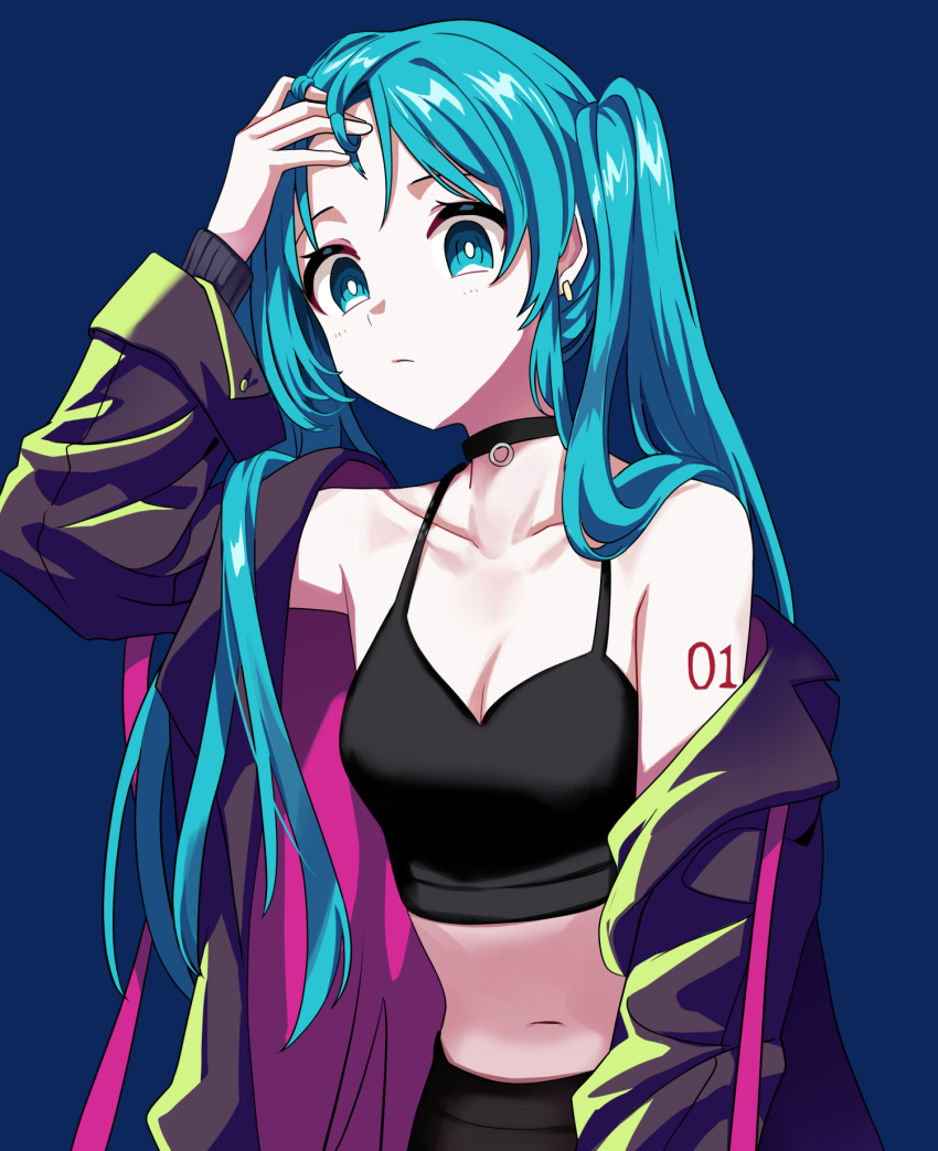1girl, black_choker, blue_background, blue_eyes, blue_hair, breasts, choker, cleavage