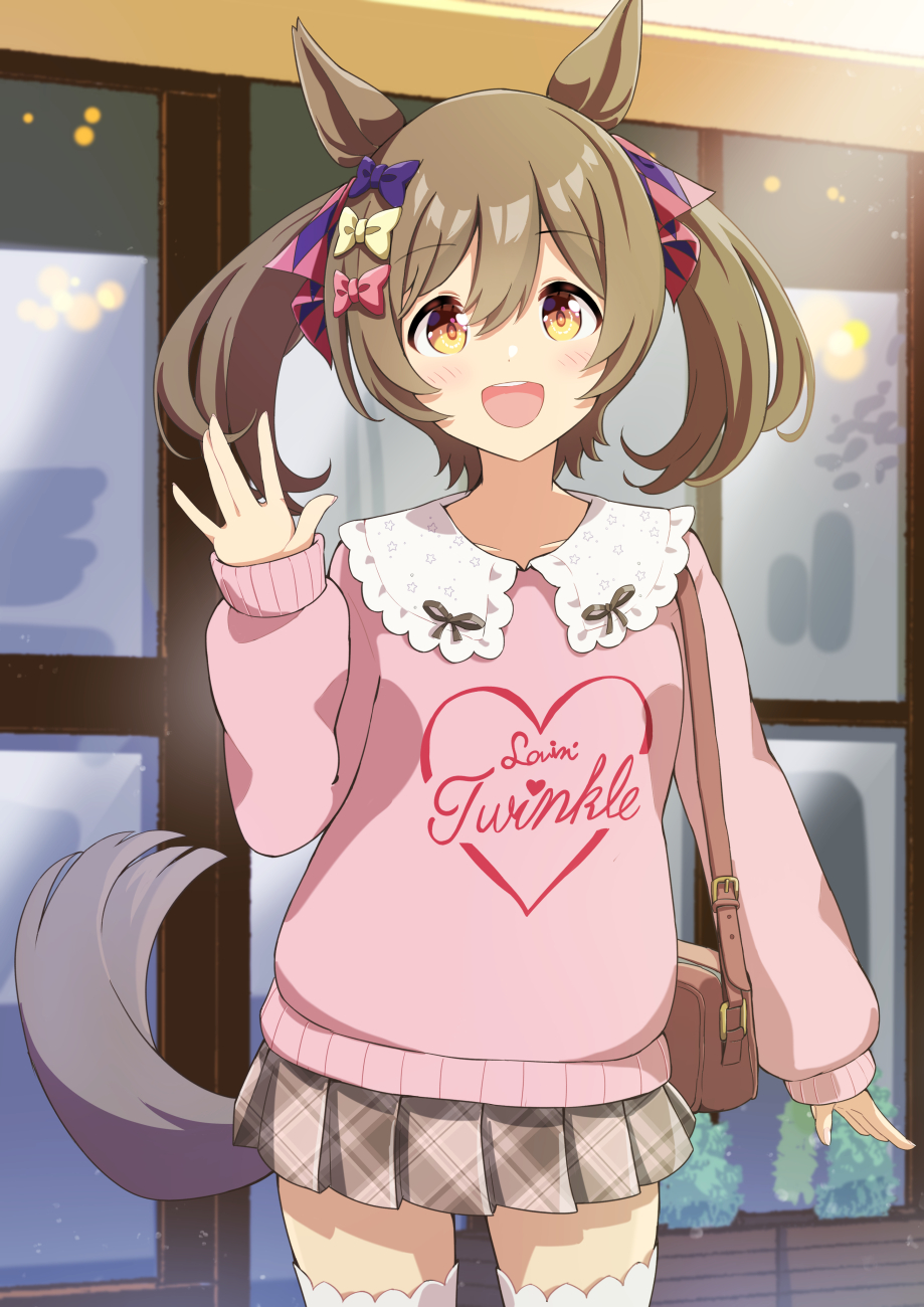 1girl, animal_ears, bag, blush, brown_eyes, casual, collarbone, commentary_request