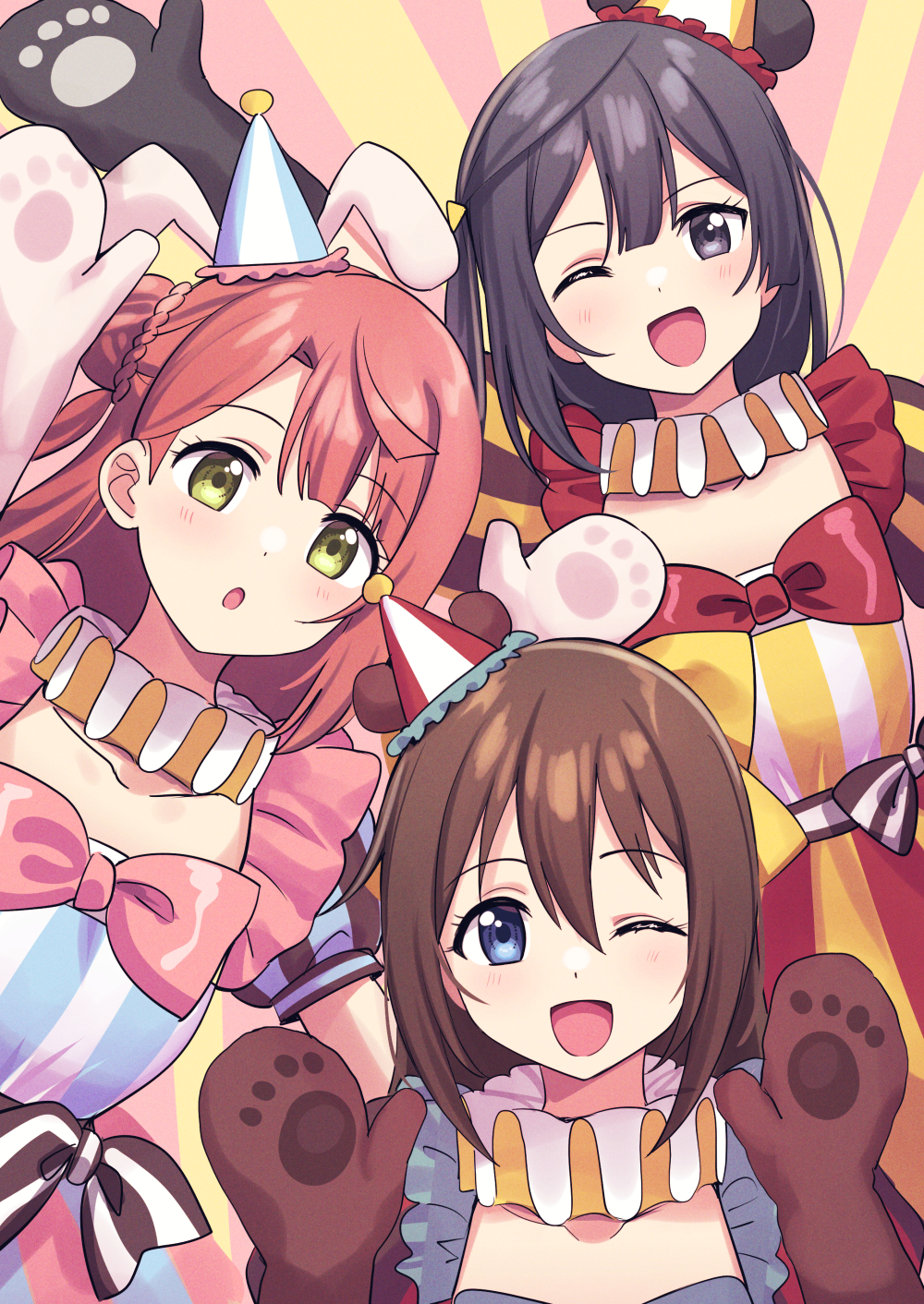 3girls, :o, animal_mittens, black_eyes, black_hair, blue_eyes, blush, brown_hair