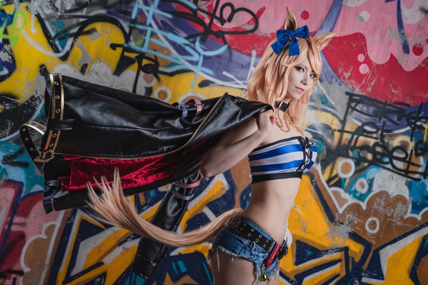 1girl, animal_ears, bandeau, bare_arms, belt, black_belt, black_choker, black_jacket