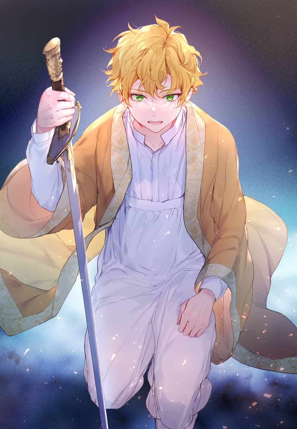 1boy, achan_(blue_semi), blonde_hair, blue_background, coat, feet_out_of_frame, green_eyes, hand_on_own_thigh, hand_up, highres, holding, holding_sword, holding_weapon, jeremy_von_neuschwanstein, long_sleeves, looking_at_viewer, looking_up, male_focus, on_one_knee, open_mouth, pants, sleepwear, solo, sword, the_fantasie_of_a_stepmother, weapon, white_pants, wide_sleeves, yellow_coat