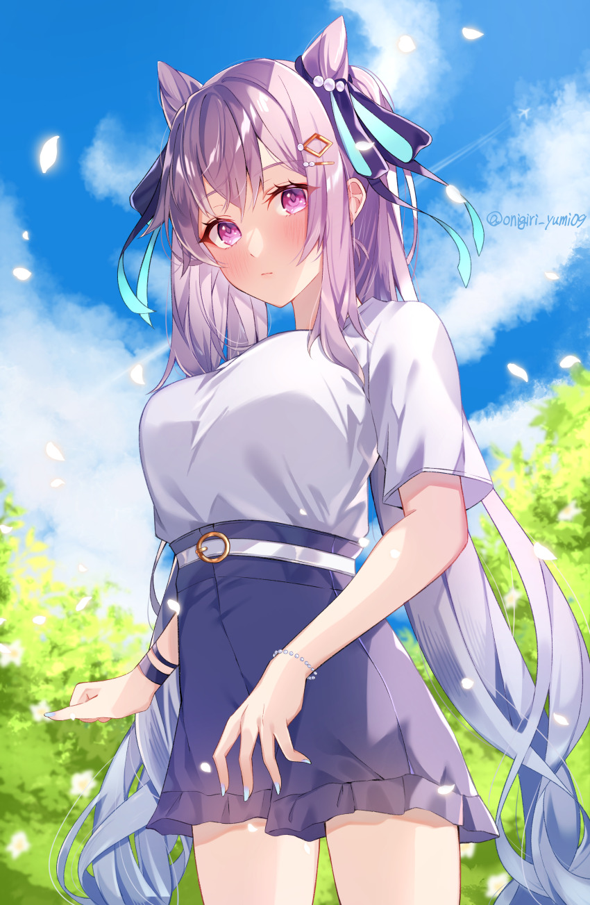 1girl, absurdres, bangle, bead_band, beads, belt, blue_sky, blush