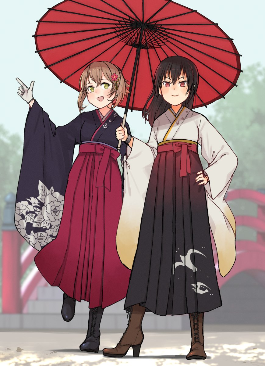 2girls, aged_down, alternate_costume, animal_print, annin_musou, bird_print, black_hair, black_hakama