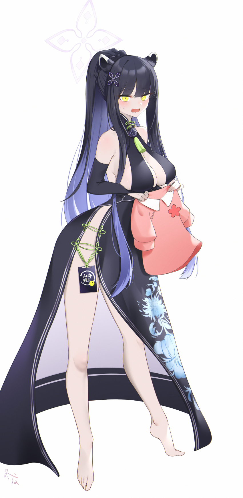 1girl, absurdres, barefoot, blue_archive, breasts, dongye1551, highres, large_breasts, shun_(blue_archive), shurein_zagan_anareich, solo, thighs, white_background