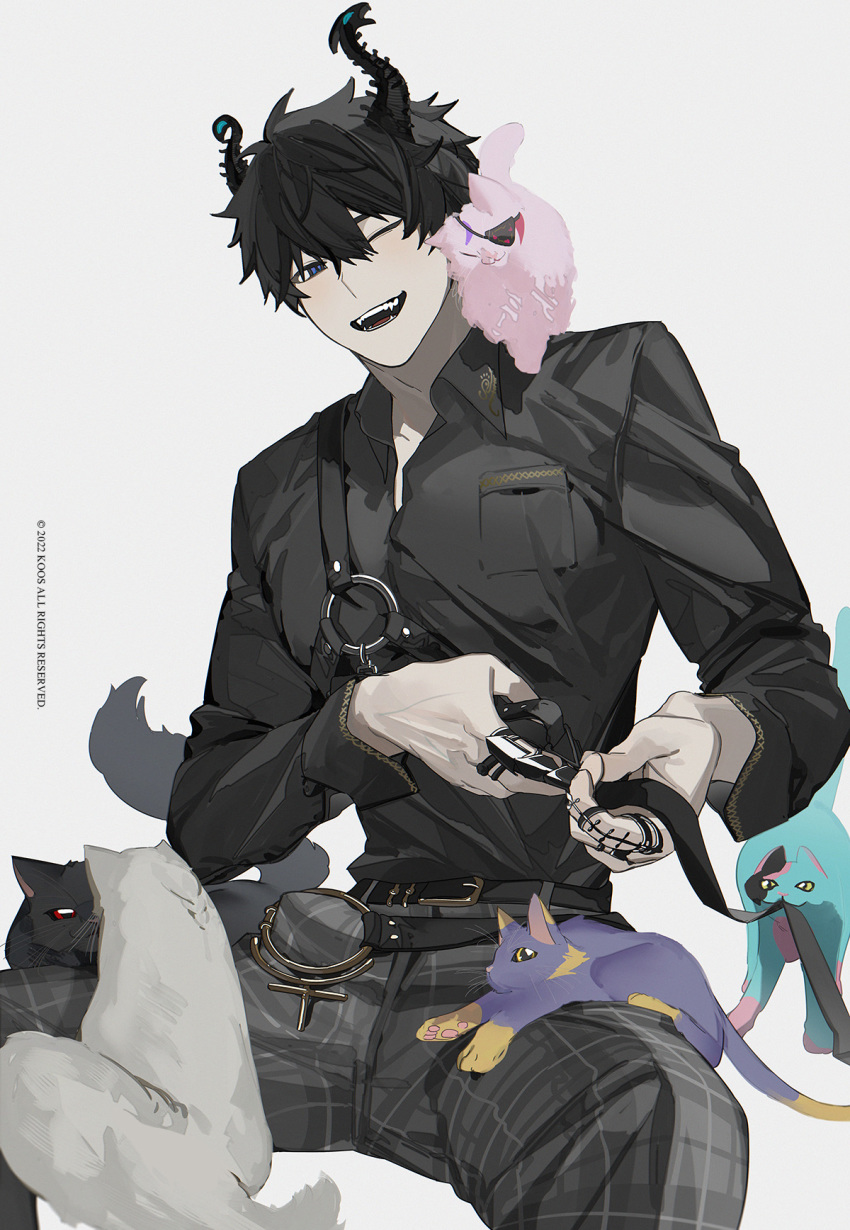 aia_amare, animal, animal_on_lap, animal_on_shoulder, animalization, aster_arcadia, asymmetrical_horns, black_cat, black_hair, black_shirt, blue_cat, cat, cat_on_lap, cat_on_shoulder, claw_ring, commentary, copyright_notice, demon_horns, fangs, hair_between_eyes, highres, horns, jewelry, k00s, kyo_kaneko, male_focus, maria_marionette, multiple_rings, nijisanji, nijisanji_en, nuzzle, on_lap, one_eye_closed, open_mouth, pants, pink_cat, plaid_clothes, plaid_pants, purple_cat, ren_zotto, ren_zotto_(1st_costume), ring, scarle_yonaguni, shirt, simple_background, smile, solo_focus, untranslatable_commentary, uneven_horns, virtual_youtuber, white_background, white_cat
