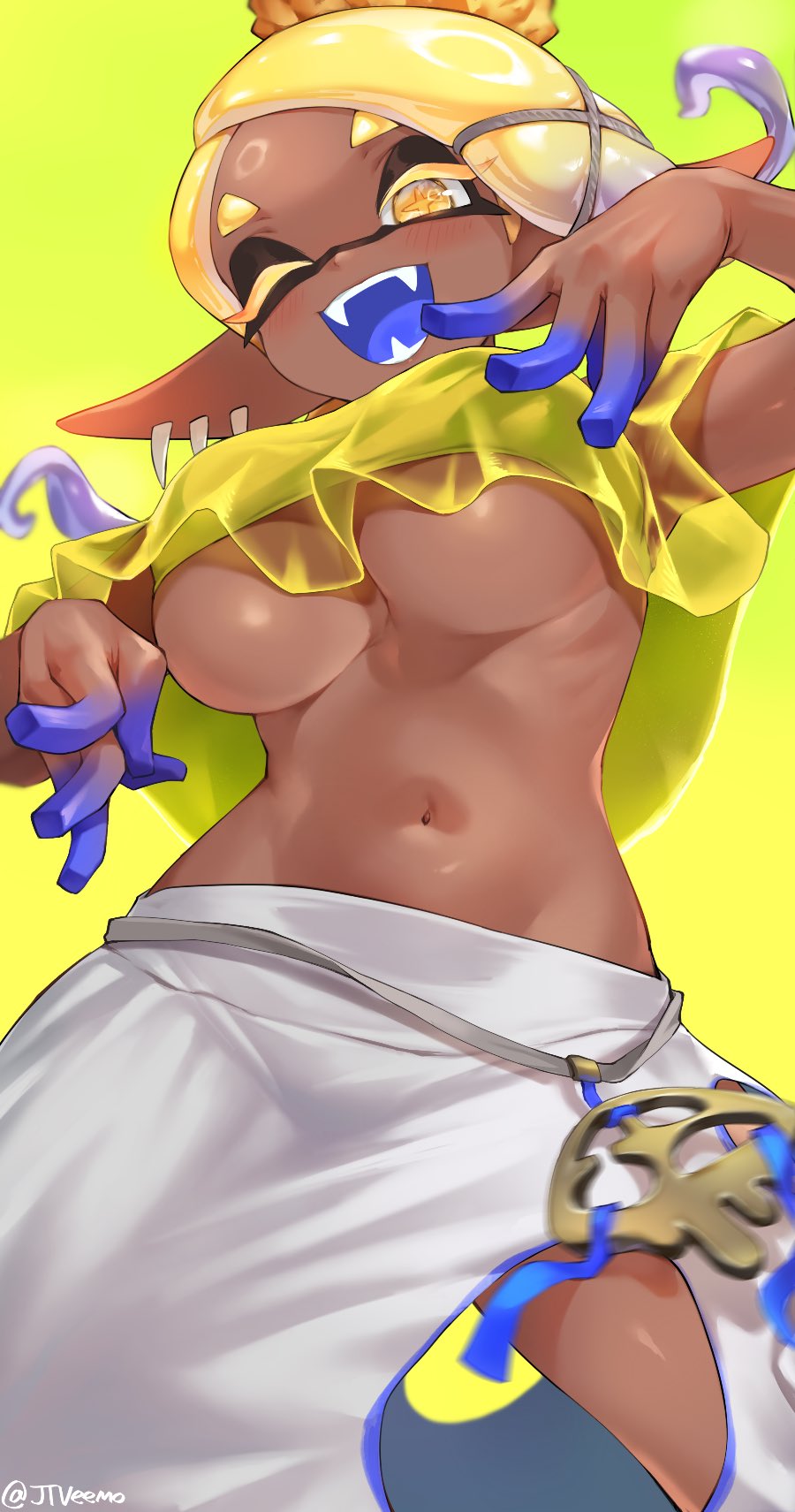 +_+, 1girl, beak, blonde_hair, blush, breasts, dark_skin, earrings