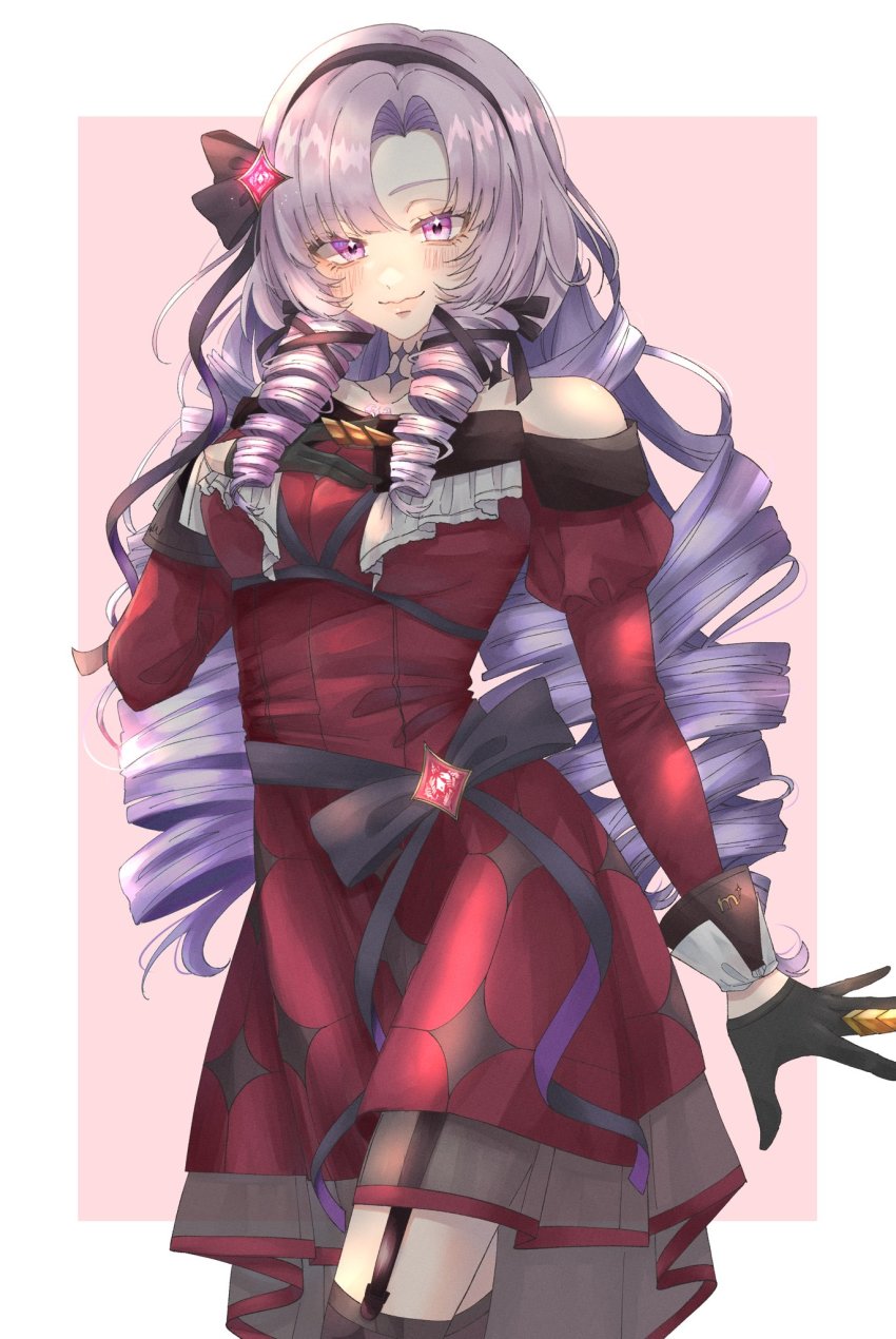 1girl, bare_shoulders, black_gloves, black_hairband, blush, breasts, claw_ring, closed_mouth