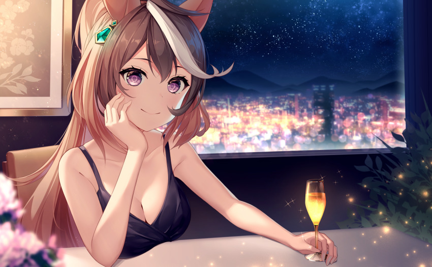1girl, alternate_costume, black_dress, blurry, blurry_foreground, breasts, brown_hair, chair, champagne_flute, cleavage, closed_mouth, collarbone, cup, dress, drinking_glass, earrings, elbow_rest, glint, hand_on_own_cheek, hand_on_own_face, highres, horse_tail, indoors, jewelry, kena_(user_80128818), looking_at_viewer, medium_breasts, multicolored_hair, night, purple_eyes, single_earring, sitting, sleeveless, sleeveless_dress, smile, sparkle, streaked_hair, symboli_rudolf_(umamusume), table, tail, umamusume, window