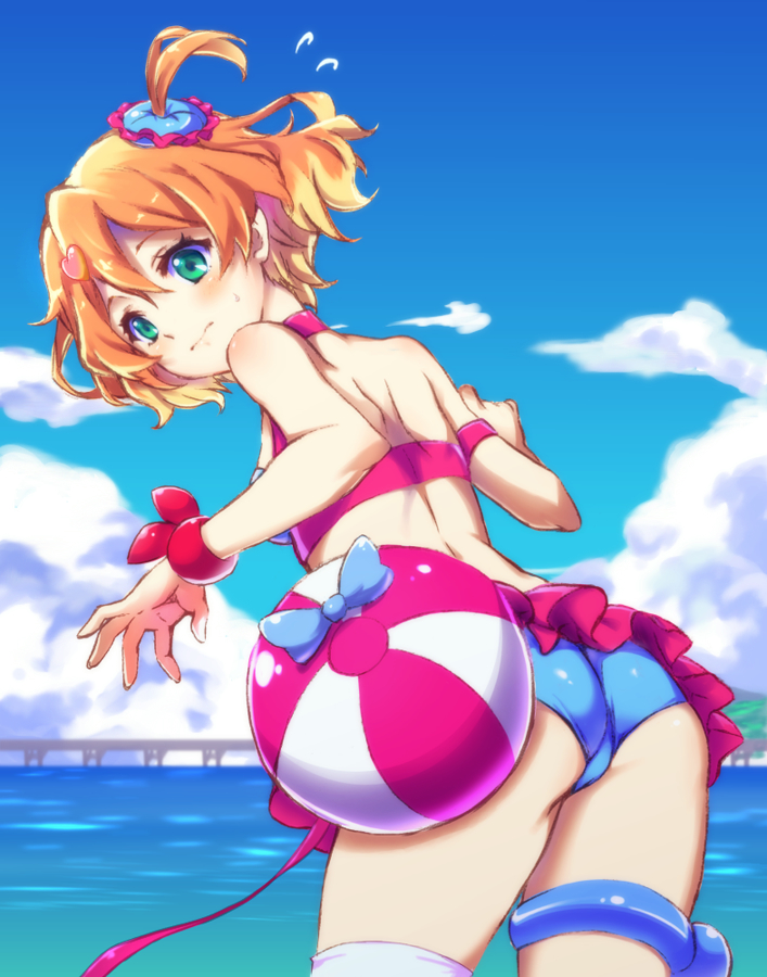 1girl, ass, ball, bare_arms, beachball, bikini, bikini_skirt, blonde_hair, blue_bikini, blue_sky, brown_hair, closed_mouth, cloud, day, freyja_wion, green_eyes, hair_between_eyes, hair_ornament, heart, heart_hair_ornament, looking_back, macross, macross_delta, medium_hair, microskirt, multicolored_hair, nagai_(cwug3874), ocean, one_side_up, outdoors, pleated_skirt, red_bikini, red_skirt, single_thighhigh, skirt, sky, solo, summer, sweatdrop, swimsuit, thighhighs, two-tone_hair, white_thighhighs