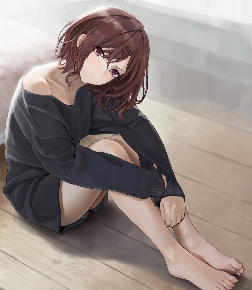 1girl, :|, bare_legs, bare_shoulders, barefoot, black_sweater, brown_eyes, brown_hair