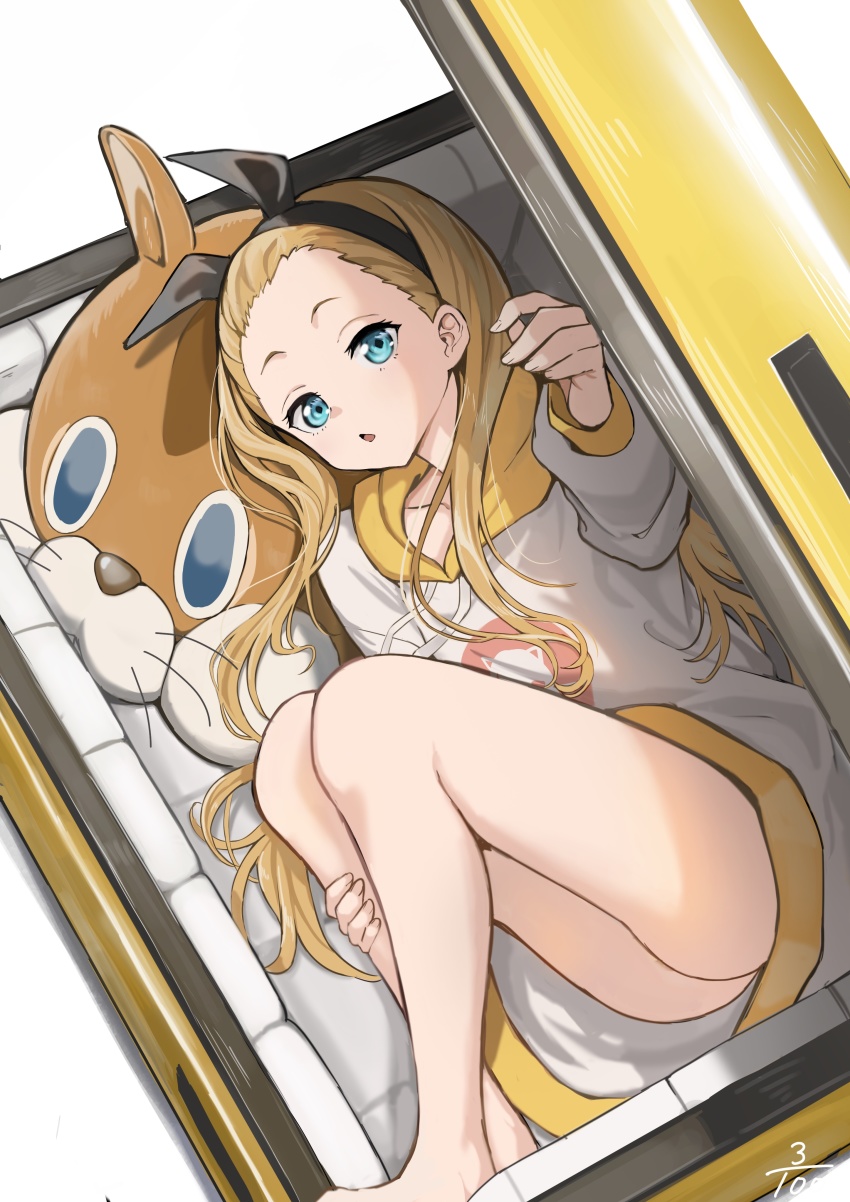 1girl, absurdres, aqua_eyes, bad_id, bad_twitter_id, bare_legs, black_bow, blonde_hair, bow, bow_hairband, chestnut_mouth, drawstring, forehead, full_body, hair_bow, hair_pulled_back, hairband, highres, hood, hoodie, hz_(helu_2), kurumi_(lycoris_recoil), legs, long_hair, looking_at_viewer, lycoris_recoil, solo, squirrel_costume, suitcase, thighs, white_hoodie, yellow_hood