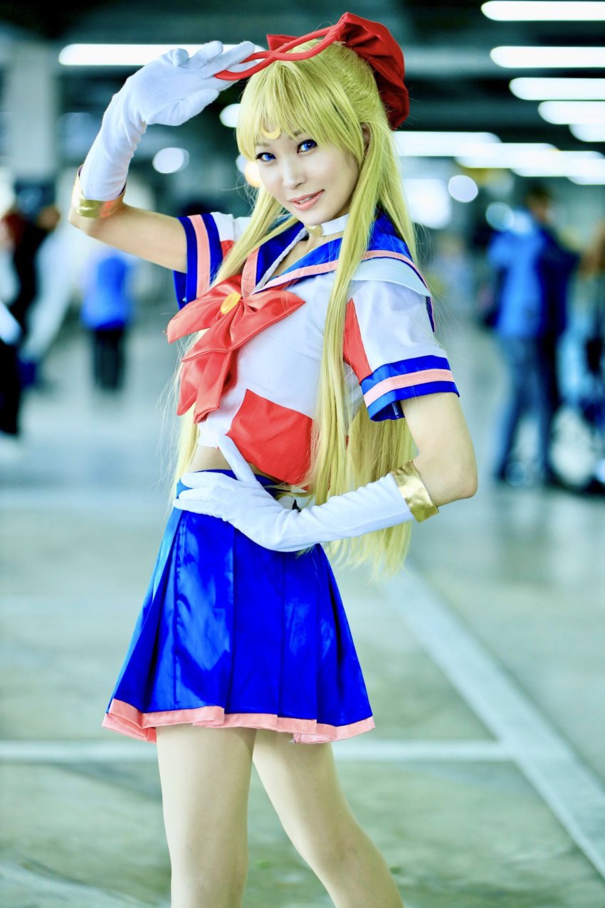 aino_minako, aino_minako_(cosplay), bishoujo_senshi_sailor_moon, cosplay, highres, kyoko, sailor_v, sailor_v_(cosplay)