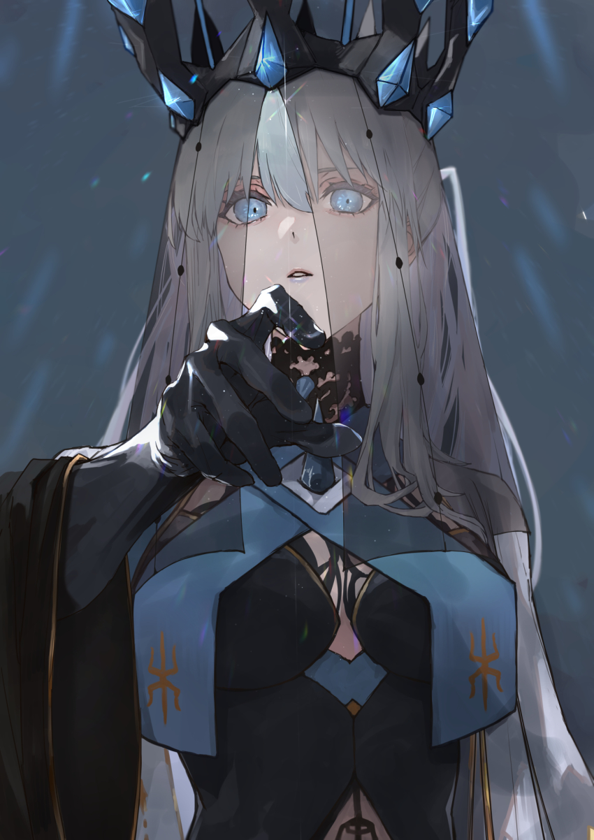 1girl, black_dress, black_gloves, blue_eyes, breasts, crown, dress, fate/grand_order