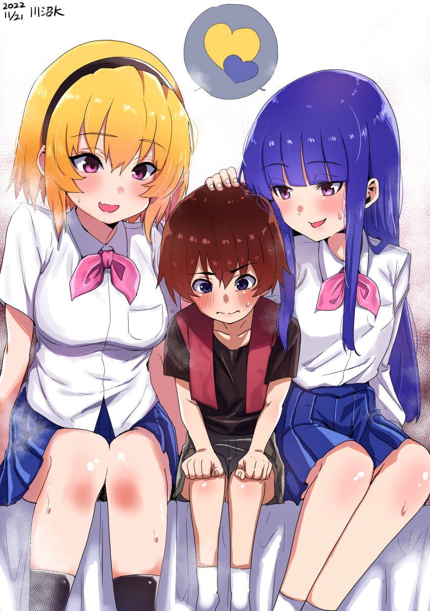 1boy, 2girls, age_difference, aged_down, black_shirt, black_socks, blonde_hair, blue_hair